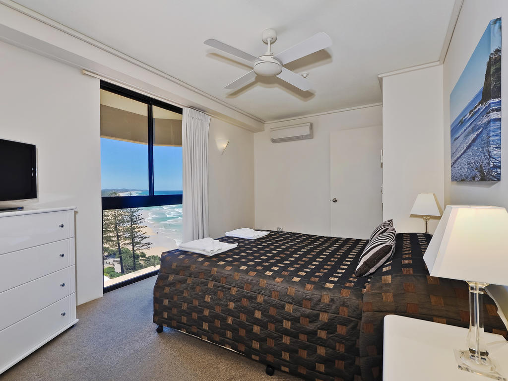 Clubb Coolum Beach Resort Sunshine Coast Exterior foto