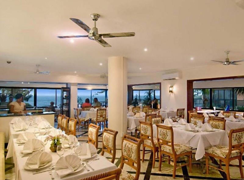 Clubb Coolum Beach Resort Sunshine Coast Exterior foto